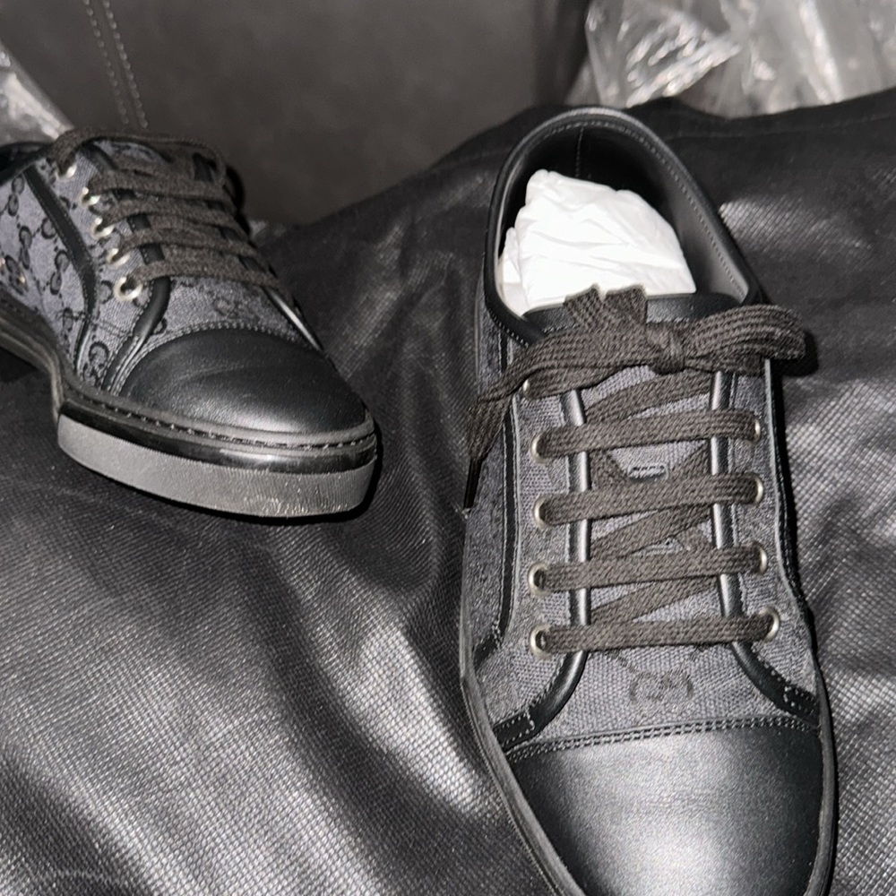 Gucci GG Black Canvas & Leather Sneaker. - Picture 10 of 17